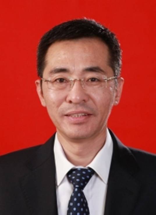 钟立伟（山西省运城市人民政府金融工作办公室党组书记、主任）