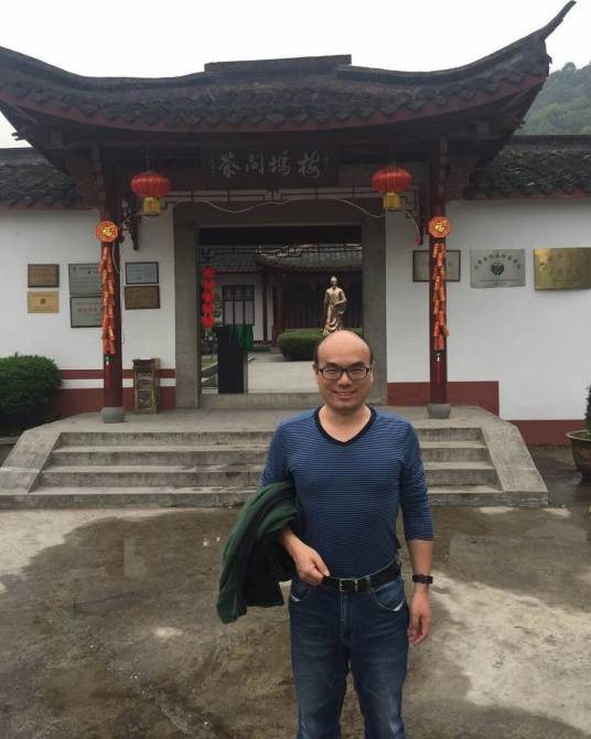 杨志军（中山大学教授）