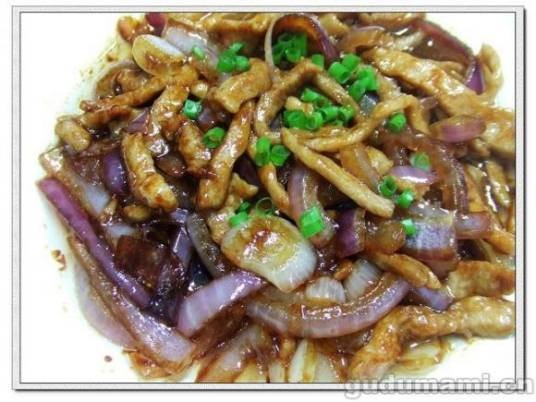 洋葱炒肉片