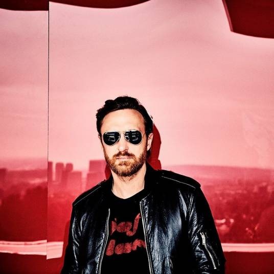 钛(2011年David Guetta,Sia演唱的英语电子舞曲)