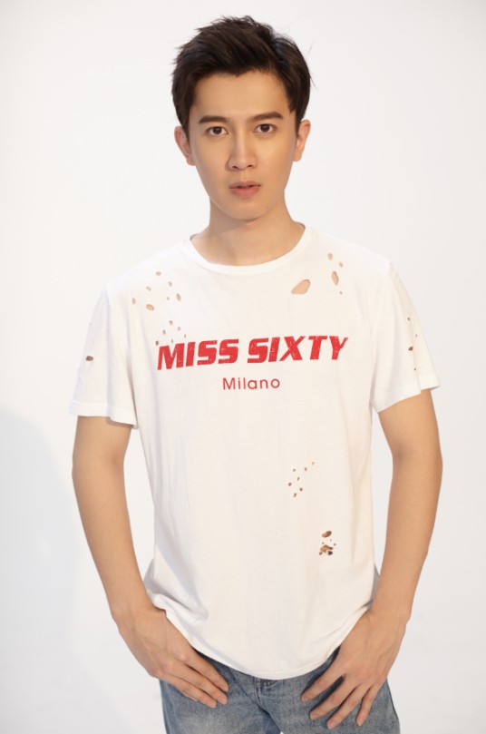 张哲（中国内地影视男演员）