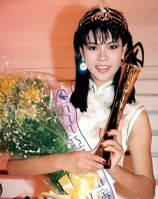 曾小燕（中国香港艺人）