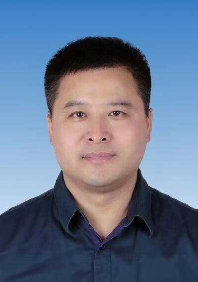 雷志强（九江学院党委委员、副院长）