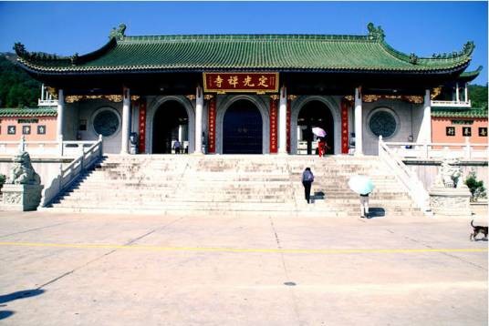 定光寺(广东省陆丰市河西街道青云山内寺庙)