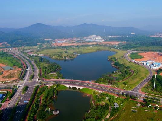 凤凰湖（广州市黄埔区人工湖公园）