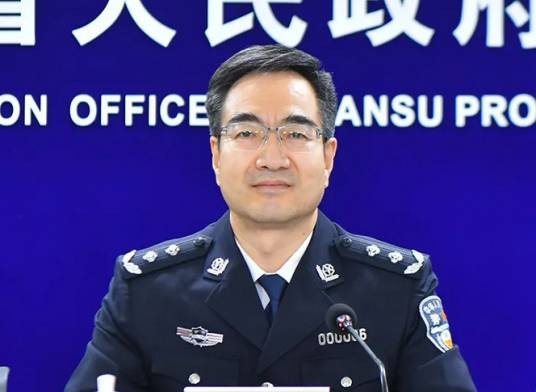 冯毅（甘肃警察学院党委书记）