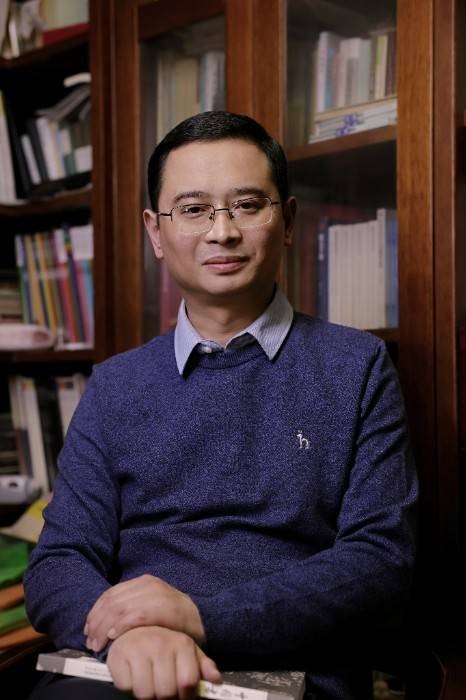 王劲（陕西省青年书法家协会主席，西安交通大学人文社会科学学院党委副书记、中国书法系教授）