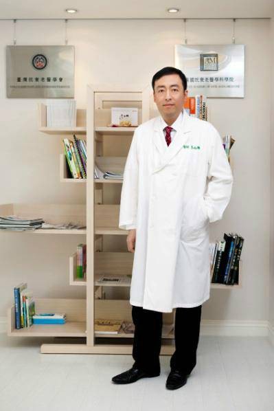 李兆麟（中华抗衰老研究院名誉院长）
