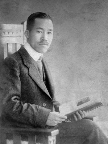桥本策