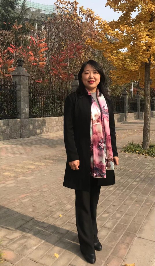 徐婕（河南财经政法大学副教授）