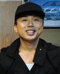 权赫(中国内地歌手、音乐制作人,阿里郎组合队长)
