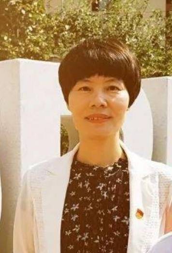 周晓琳（济南市天桥区宝华小学校长）