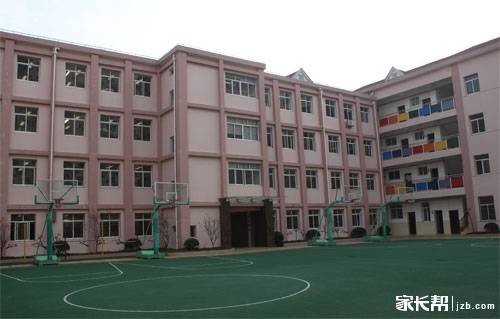 上海市浦东新区梅园小学