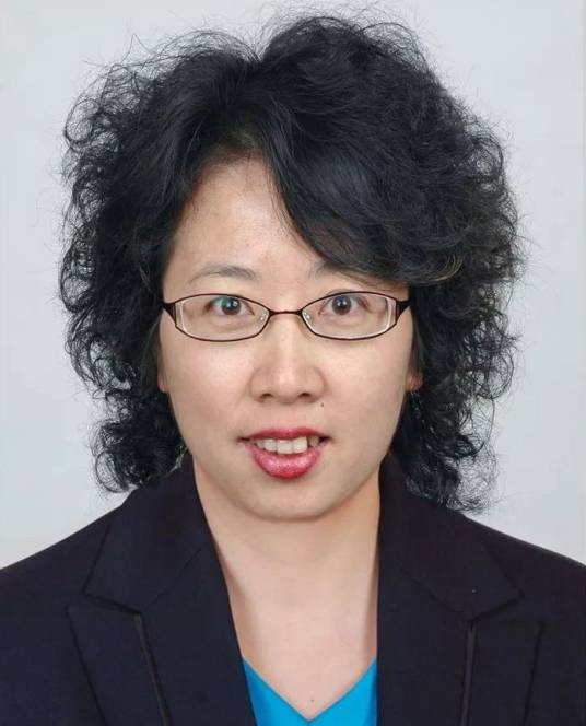 郑义（云南省社会主义学院党组成员、副院长）