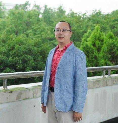 李永乐（上海大学理学院教授、博导）