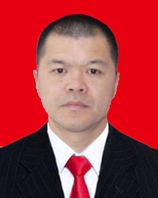 吕钊（贵州省遵义市正安县交通运输局党组成员、副局长、三级主任科员）