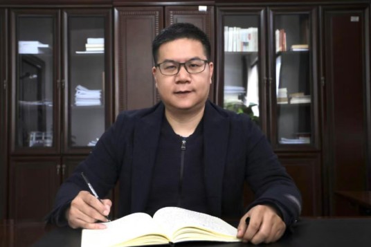 王文方（开封职业学院党办主任、文旅学院院长）