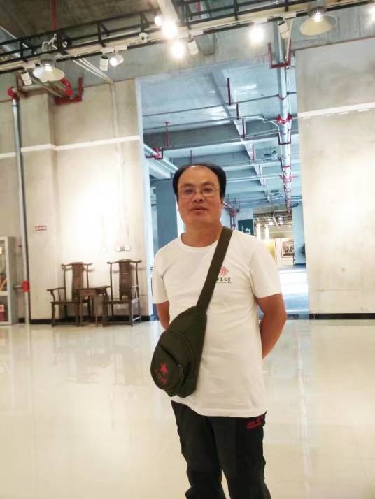 李玉明（甘肃省美术家协会会员）