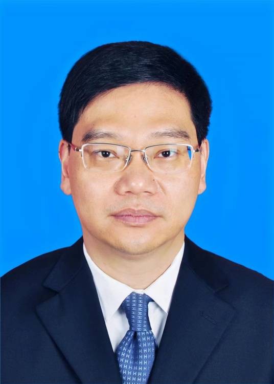 陈劲（重庆日报报业集团党委书记、社长）