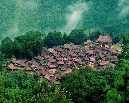 翁丁村（云南省沧源佤族自治县勐角傣族乡翁丁村）