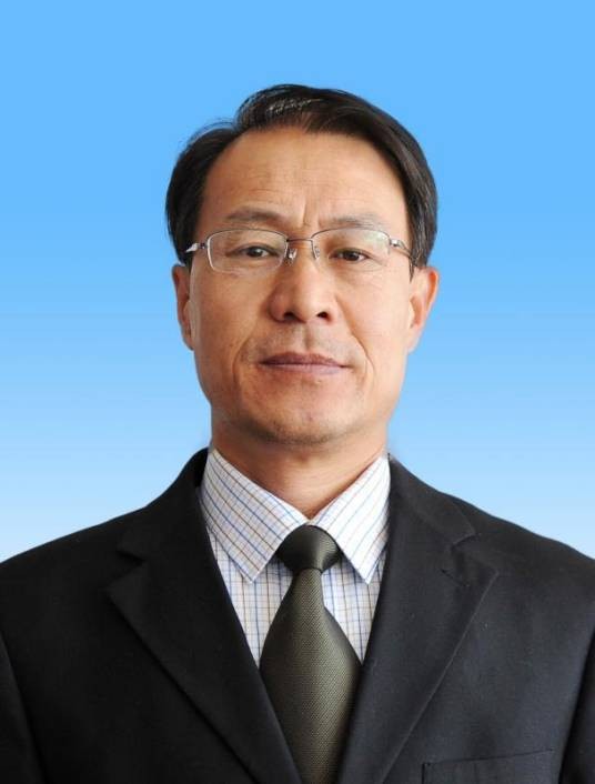 任志刚（包头市档案馆馆长）