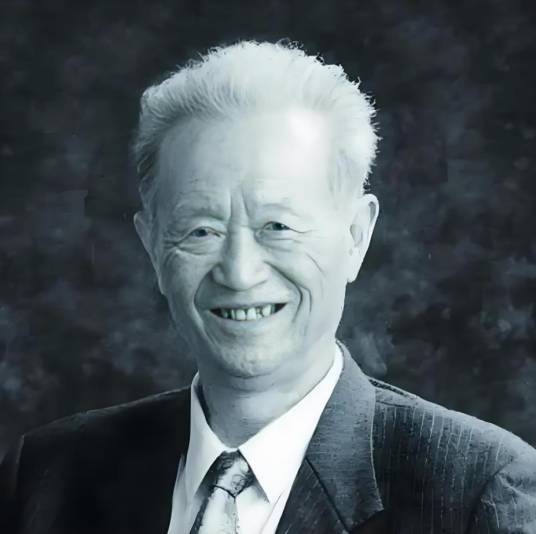 杨胜（动物营养学家）