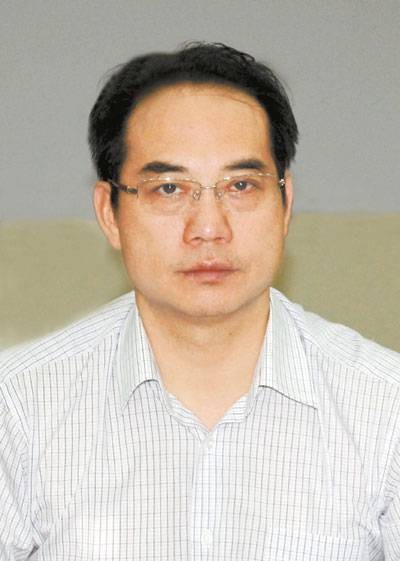龚卫国（湖南省临湘市委原副书记、市长）