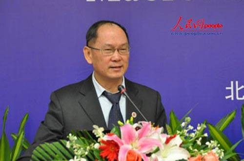 冯雷(中国社会科学院研究员)