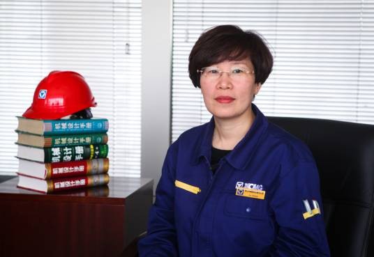 孙丽(徐工集团履带起重机研究所所长)