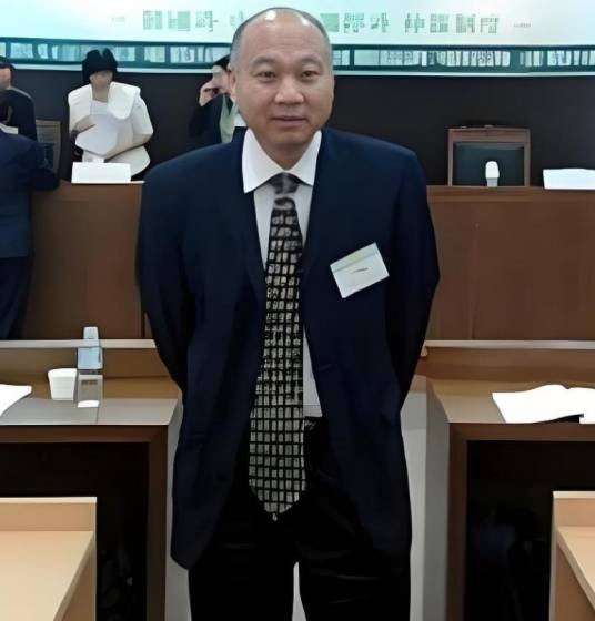 王国征（中国湘潭大学法学院教授）