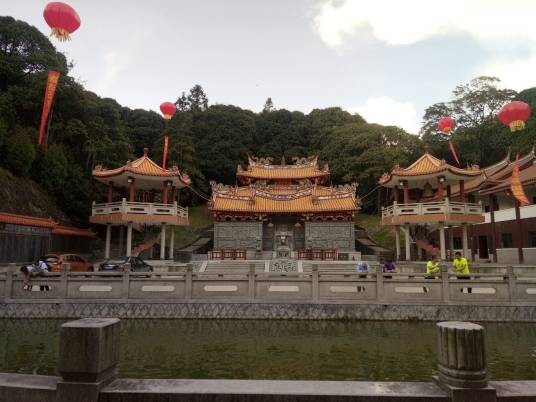 天湖岩