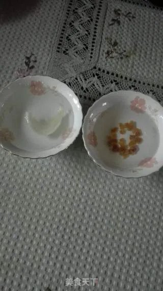 燕窝炖雪蛤