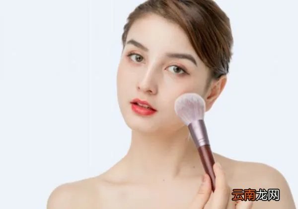 娃娃妆怎么画 娃娃妆的画法