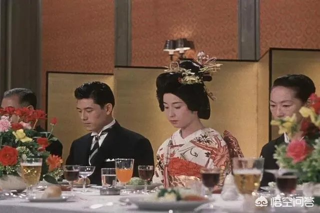 如何评价电影《彼岸花》?