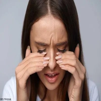 眼睛有黑眼圈是怎么回事