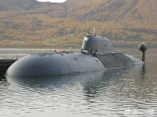 印度第二艘国产航空母舰在几几年能下水？