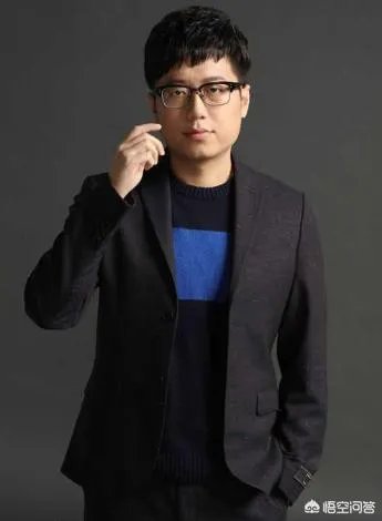 LPL“解说米勒评价RNG”,只有野辅可以,三C得换,Uzi问题很大,是这样吗?