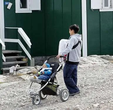 爱斯基摩人的生活方式是怎样的？爱斯基摩人现在还住雪屋吗