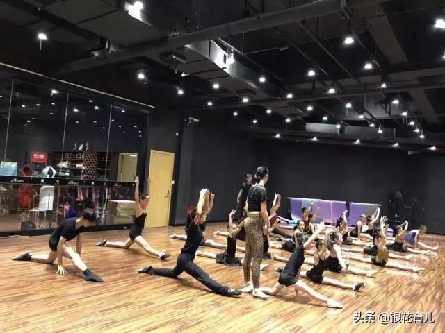 如何看待今年全国艺考报名数达117万人?