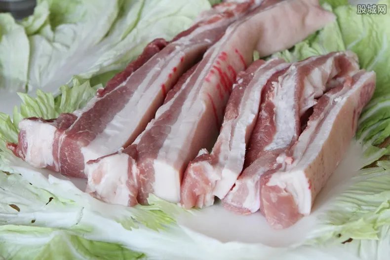 降价了！十几元一斤猪肉重现市场 何时恢复正常？