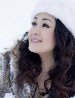 于月仙曾饰演谢大脚,因太美遭姐赵本山拒绝,几月后试镜秒过,你怎么看?