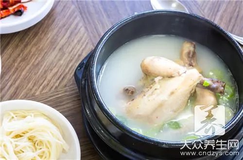 孕妇鸡汤怎么炖好喝又营养