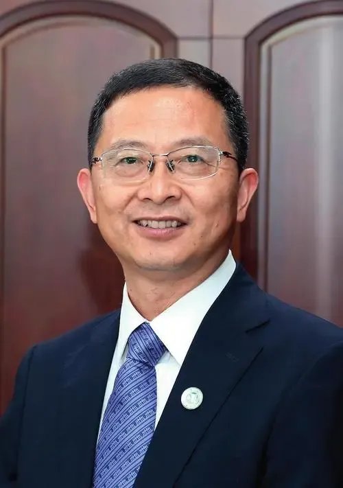 广东两所985大学共享一位校长,这位校长能否将俩所大学管理好?