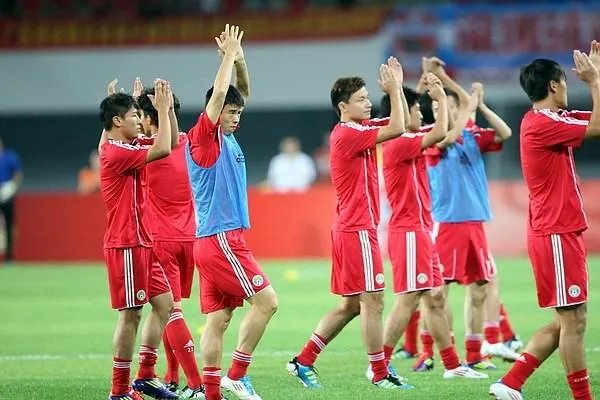 国奥男足0-0踢平沙特,中国男足与沙特有哪些技术差?