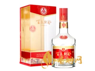 五粮液百龄窖黄金酒：一款经典名酒的传承