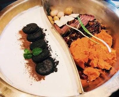 重庆一个商家推出火锅奶茶，这款奶茶是如何做出来的呢？
