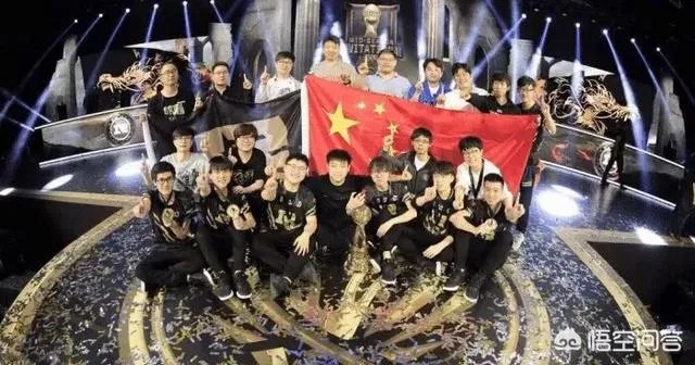 LPL“解说米勒评价RNG”,只有野辅可以,三C得换,Uzi问题很大,是这样吗?