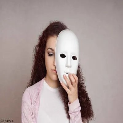 一副矫正牙套多少钱