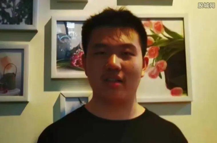 男孩高考700分数学满分：喜欢打游戏 考生梁钧天这样说的！