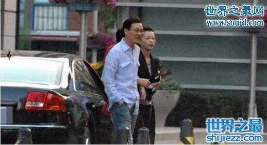 央视一姐董卿被6人睡图片,榜上海富豪私生活糜烂